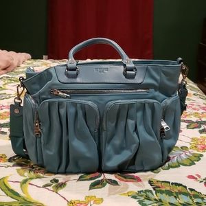 Mz Wallace small Abbey